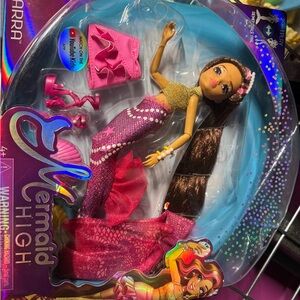 Mermaid high Fashion Doll with Pink and Gold Outfit